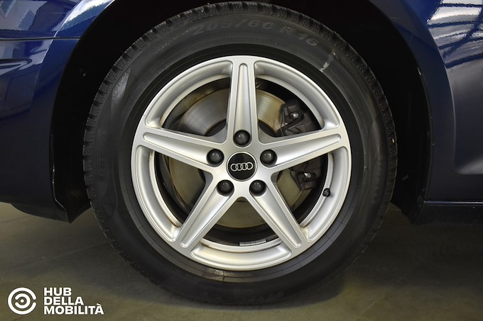 AUDI A4 Avant 30 TDI 136 CV S tronic